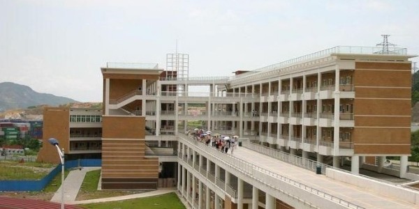 上海小學(xué)安裝空調注意事項