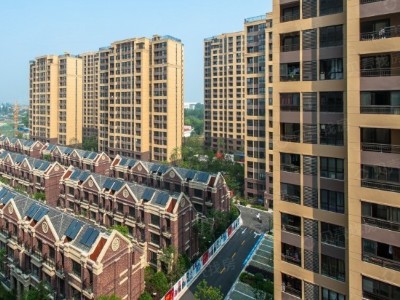 首創(chuàng  )旭輝城家用多聯(lián)機中央空調安裝工程