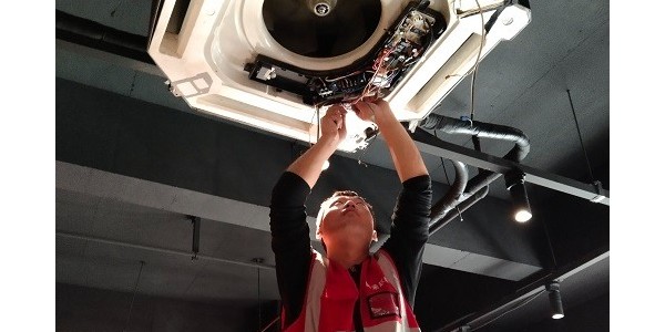 酒店空調水系統如何清洗管道？