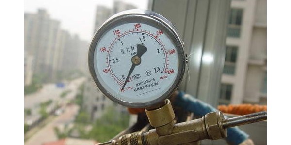 為什么中央空調要抽真空？
