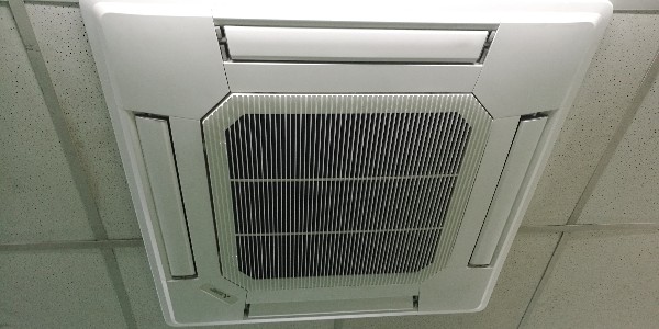 水制冷中央空調不開(kāi)的房間有冷氣嗎？