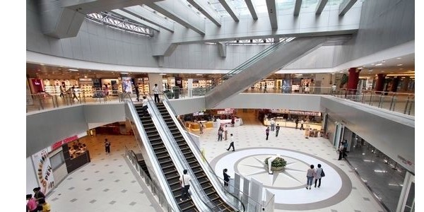上海商用中央空調—商場(chǎng)里安裝中央空調需要考慮哪些因素？