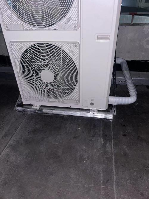 空調外機