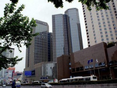 中金國際廣場(chǎng)中央空調清洗維護工程